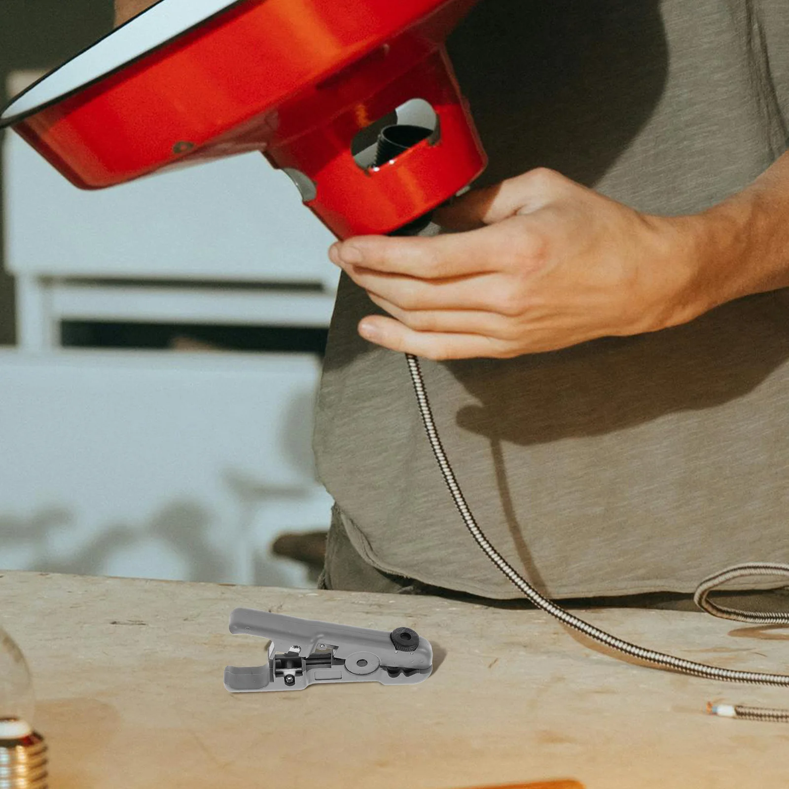 2Pcs Electrical Wire Stripper Cable Cutter Multifunctional Pliers Precision Wire Cutting Stripping Tool Compact Electrician
2Pcs Electrical Wire Stripper Cable Cutter Multifunctional Pliers Precision Wire Cutting Stripping Tool Compact Electrician