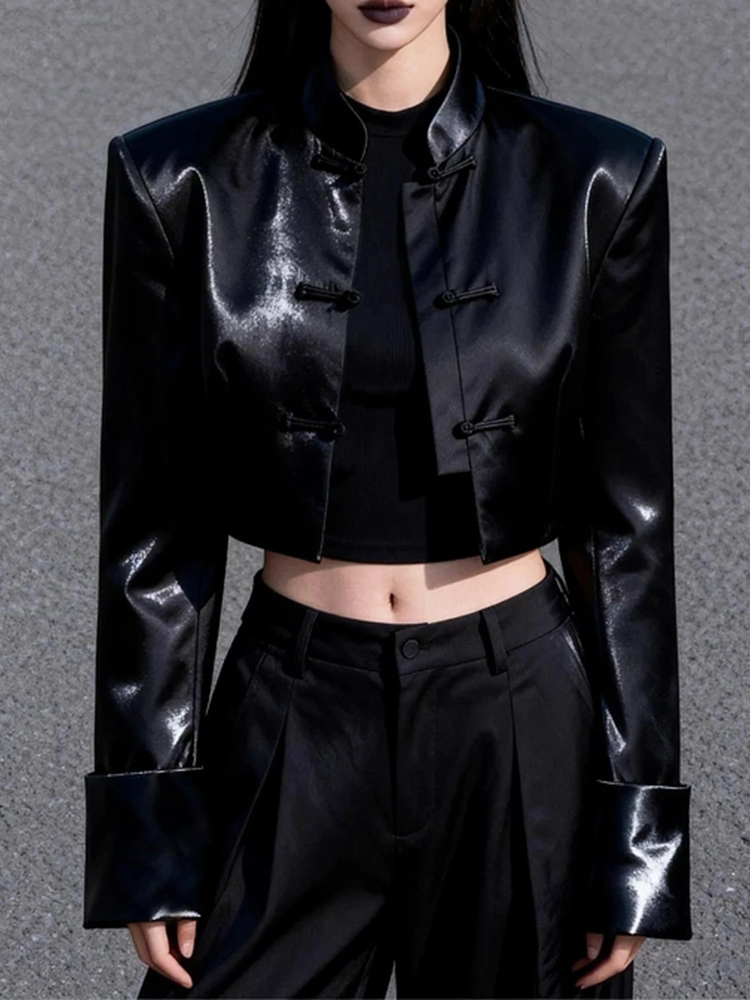 New Chinese Sle ort Quilted Jaet Women's Bla Stand Collar Fake Leather Coat Punk Sle k Theme Button up Top
New Chinese Sle ort Quilted Jaet Women's Bla Stand Collar Fake Leather Coat Punk Sle k Theme Button up Top