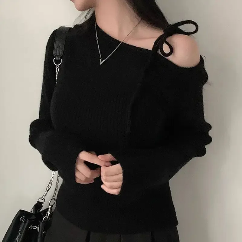 Autumn Japan Fashion Vintage Knitted Pullovers Women One Shoulder Strappy Casual Solid Tops Elegant College Style Clothing
Autumn Japan Fashion Vintage Knitted Pullovers Women One Shoulder Strappy Casual Solid Tops Elegant College Style Clothing