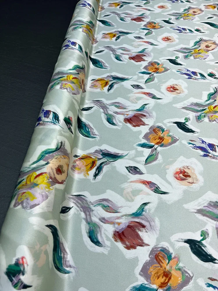 Oilpainting Style Flower Printed Stretch Silk Twill Fabric for Dresses and Shirts
Oilpainting Style Flower Printed Stretch Silk Twill Fabric for Dresses and Shirts