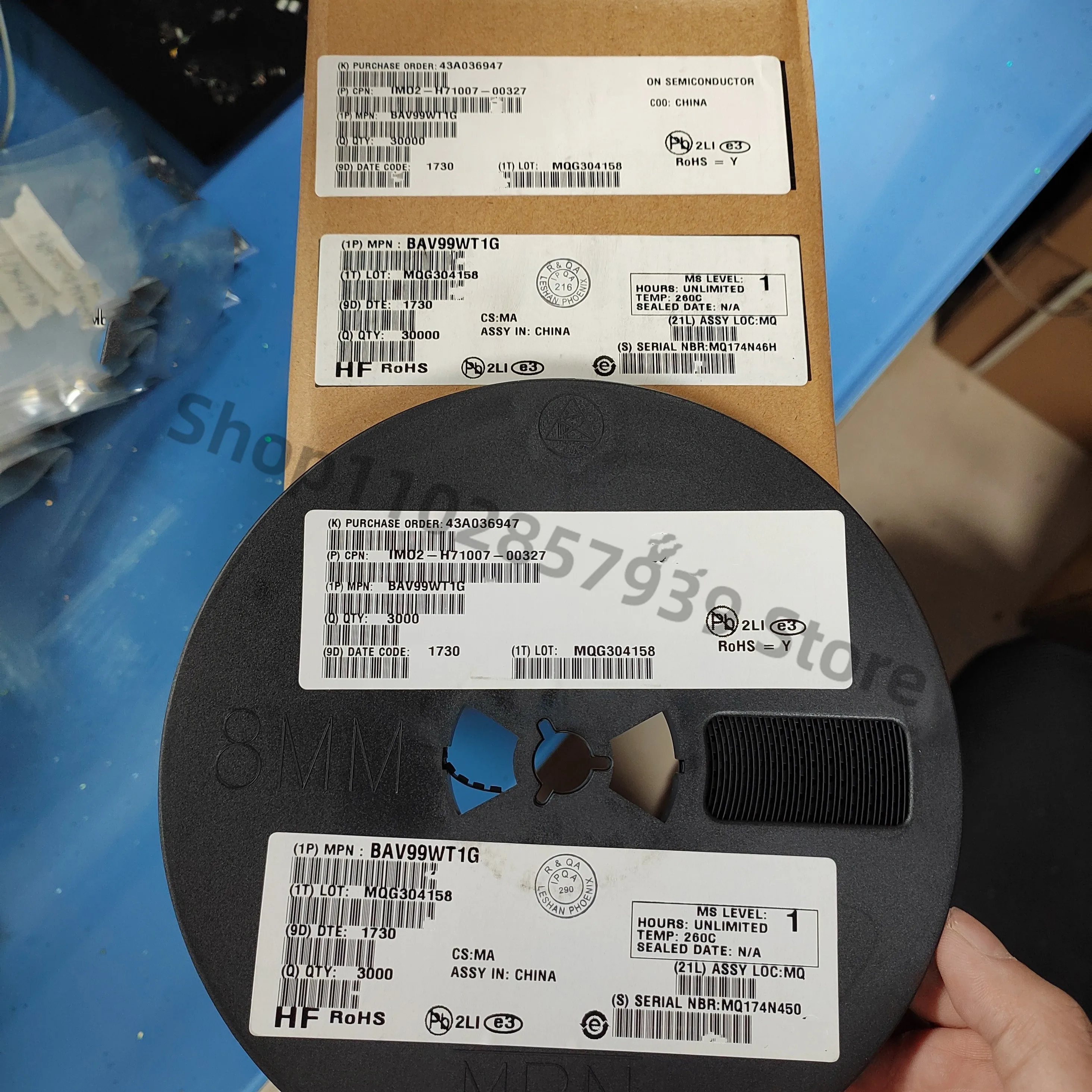 BAV99WT1G SOT323 Оригинальный и аутентичный, бесплатная доставка 100-3000 шт./лот
BAV99WT1G SOT323 Оригинальный и аутентичный, бесплатная доставка 100-3000 шт./лот