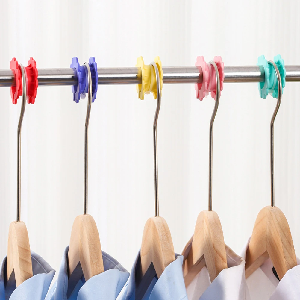 5 Pcs Windproof Ring Non Slip Hanger Grips Drying Clip Silicone Buckle Flower Shaped Fastener Universal Clothes Buckle Eco
5 Pcs Windproof Ring Non Slip Hanger Grips Drying Clip Silicone Buckle Flower Shaped Fastener Universal Clothes Buckle Eco