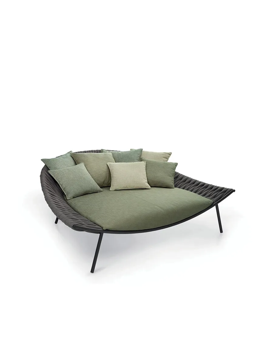 Outdoor courtyard beds, villas, outdoor swimming pools, rattan lounge chairs, creative homestay balcony sofa beds
Outdoor courtyard beds, villas, outdoor swimming pools, rattan lounge chairs, creative homestay balcony sofa beds