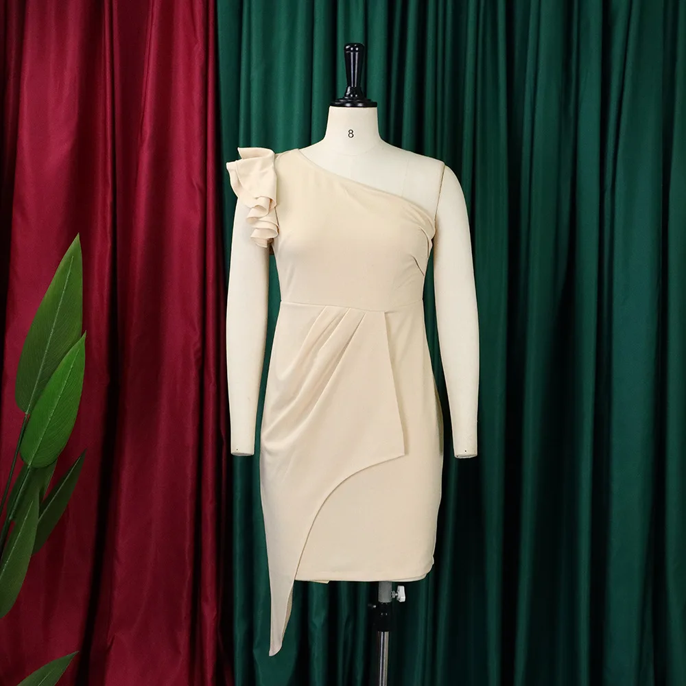 Large size women's clothing fashion temperament elegant and thin slanted shoulder ruffle edge hip wrap large size dress temperam
Large size women's clothing fashion temperament elegant and thin slanted shoulder ruffle edge hip wrap large size dress temperam