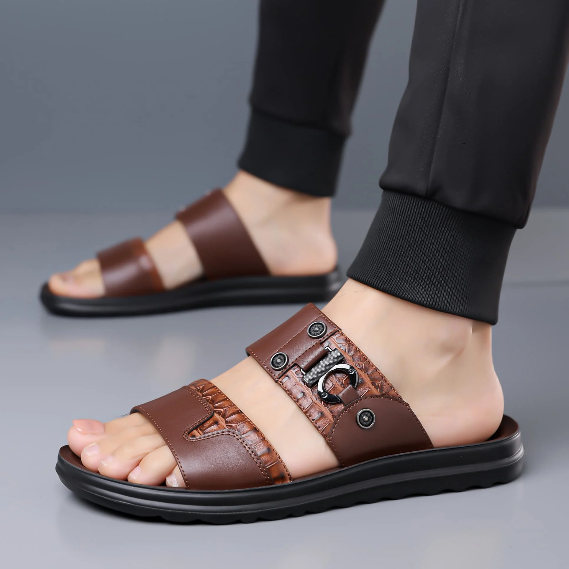 Genuine Leather Men Sandals Plus Size 48 Casual Fashion Slippers Beach Shoes Soft Leather Male Sandals
Genuine Leather Men Sandals Plus Size 48 Casual Fashion Slippers Beach Shoes Soft Leather Male Sandals