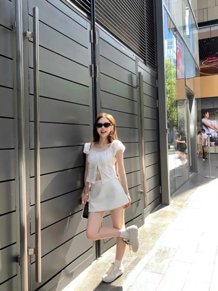 Korean Sle Bubble Sve Lace irt Slimming Design Unique Small ence Jennie Golden Faion Women's Busin irt
Korean Sle Bubble Sve Lace irt Slimming Design Unique Small ence Jennie Golden Faion Women's Busin irt