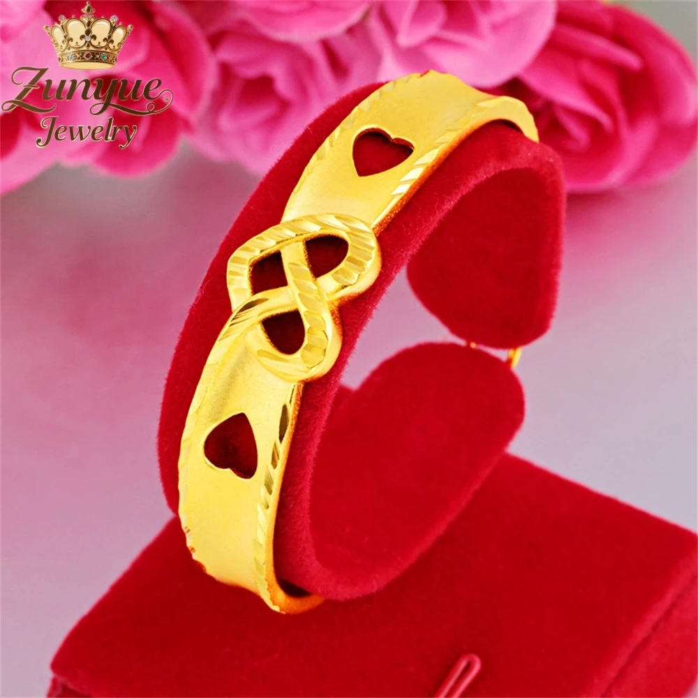 Sand Gold Hollowed-Out Three-Dimensional Heart-Shaped Bracelet Luxury Quality Jewelry Handicraft Fashion Jewelry Exquisite Charm
Sand Gold Hollowed-Out Three-Dimensional Heart-Shaped Bracelet Luxury Quality Jewelry Handicraft Fashion Jewelry Exquisite Charm