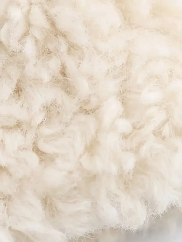 HH Woman Winter Fashion Long Sleeves Solid Color Faux Fur Effect Coat Jacket Female Casual Street Style Loose Versatile Overcoat
HH Woman Winter Fashion Long Sleeves Solid Color Faux Fur Effect Coat Jacket Female Casual Street Style Loose Versatile Overcoat