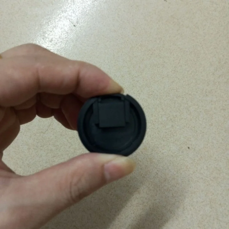 For Panasonic S5W S9M2 G2 G3 GH3 GX8 GF7 ZS60 DMC-FZ100 DMC-FZ150 Camera Lens Cap Protective Cover Center Pinch Snap-on 49mm 52
For Panasonic S5W S9M2 G2 G3 GH3 GX8 GF7 ZS60 DMC-FZ100 DMC-FZ150 Camera Lens Cap Protective Cover Center Pinch Snap-on 49mm 52