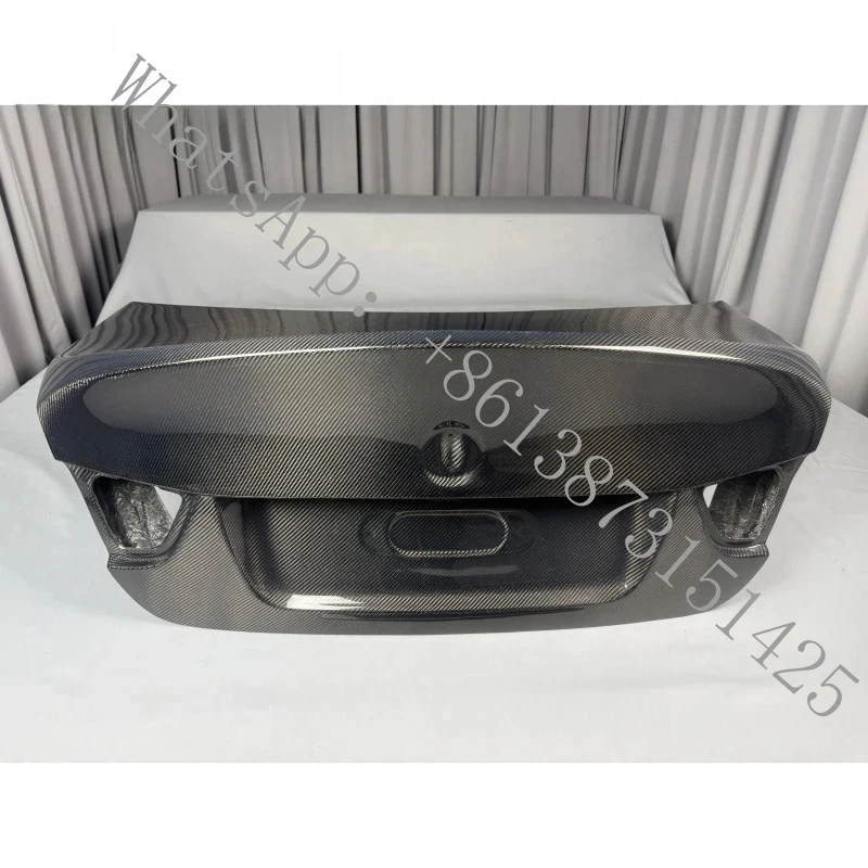 Suitable High-quality Carbon Fiber Trunk Lid M3 E90 CSL Upgrade Model
Suitable High-quality Carbon Fiber Trunk Lid M3 E90 CSL Upgrade Model