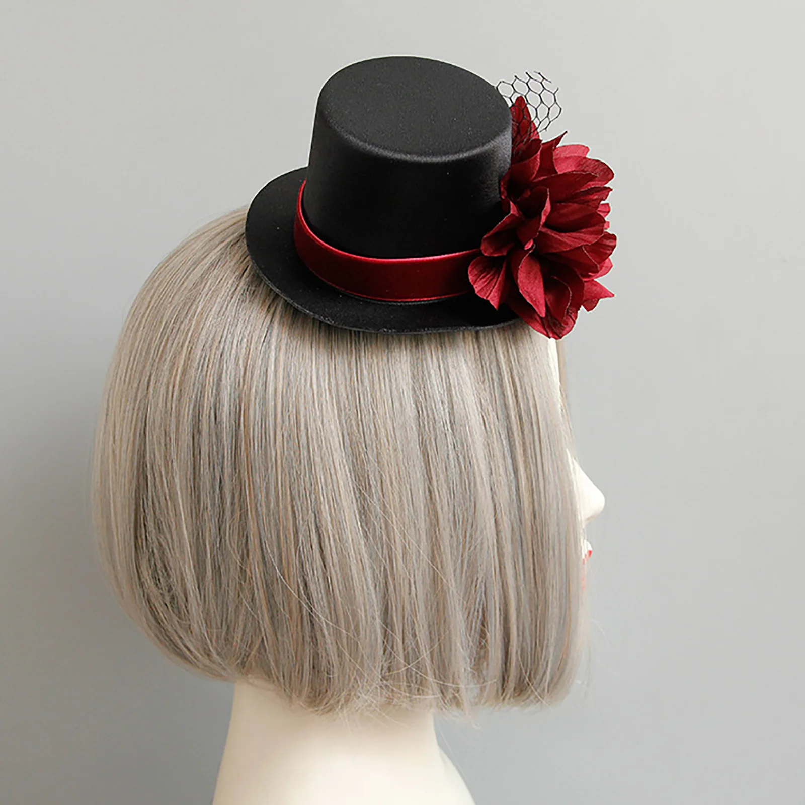 Carnival Ringmaster Top Hat Red Black Circus Coachman Hat Gold Fringe Magician Hat for Burlesque Halloween Steampunk Role Play
Carnival Ringmaster Top Hat Red Black Circus Coachman Hat Gold Fringe Magician Hat for Burlesque Halloween Steampunk Role Play