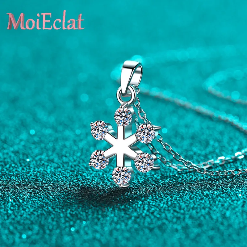 Sparkling 0.6ct Moissanite Snowflake Pendant for Women, Platinum PT950 Necklace Art Deco Style Fine Jewelry GRA Certified
Sparkling 0.6ct Moissanite Snowflake Pendant for Women, Platinum PT950 Necklace Art Deco Style Fine Jewelry GRA Certified