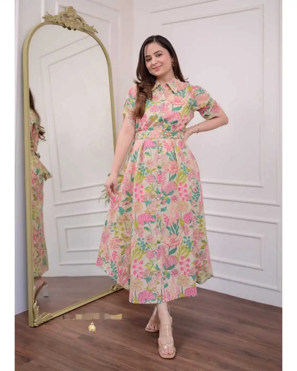 Floral Printed Beautiful Women Gown Set Designer Party Wear Anarkali Long Kurta
Floral Printed Beautiful Women Gown Set Designer Party Wear Anarkali Long Kurta