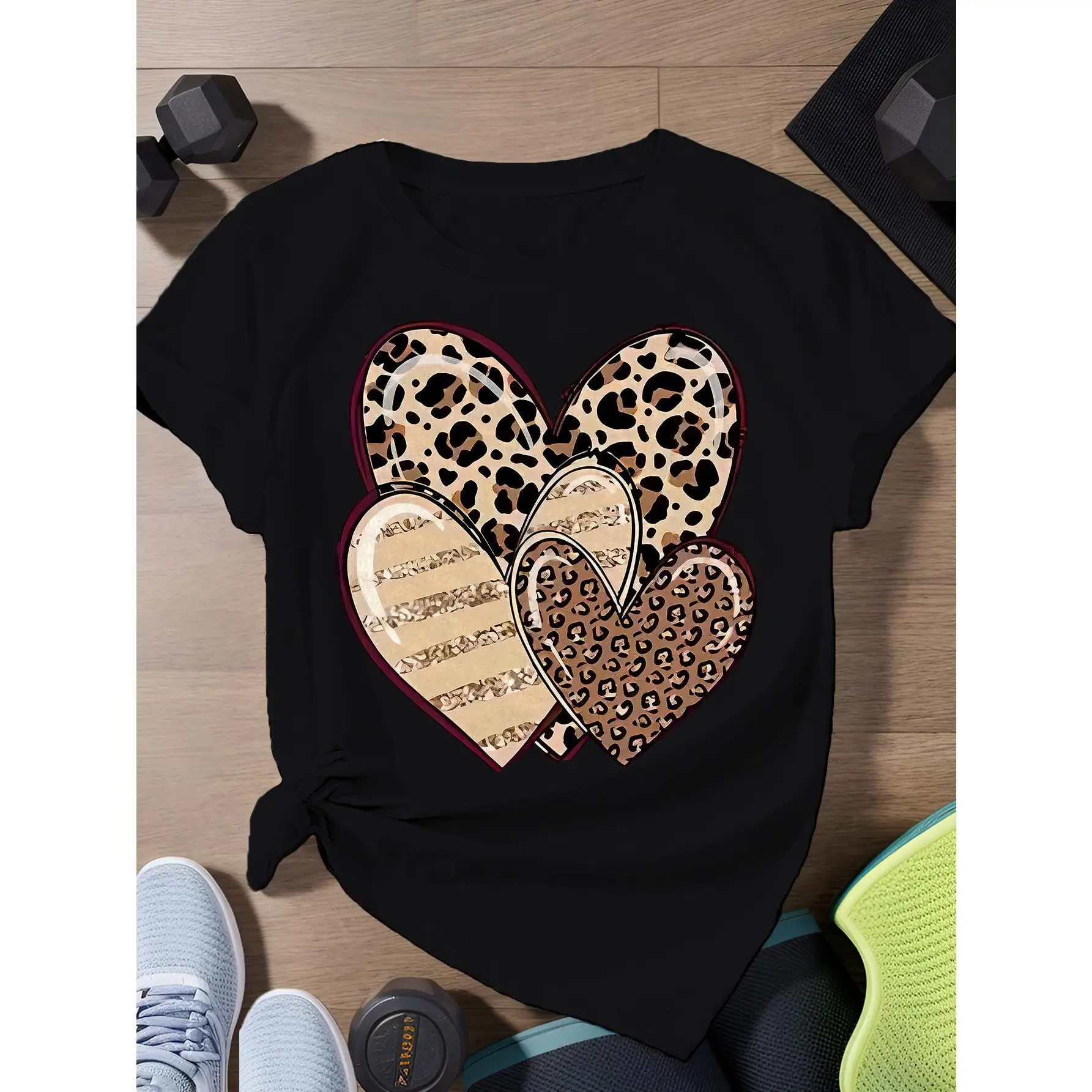 2025 Summer Women's Round - Neck Tee. Black With Trendy Leopard - Print Heart Graphics. 100 Cotton, Breathable And Stylish.
2025 Summer Women's Round - Neck Tee. Black With Trendy Leopard - Print Heart Graphics. 100 Cotton, Breathable And Stylish.