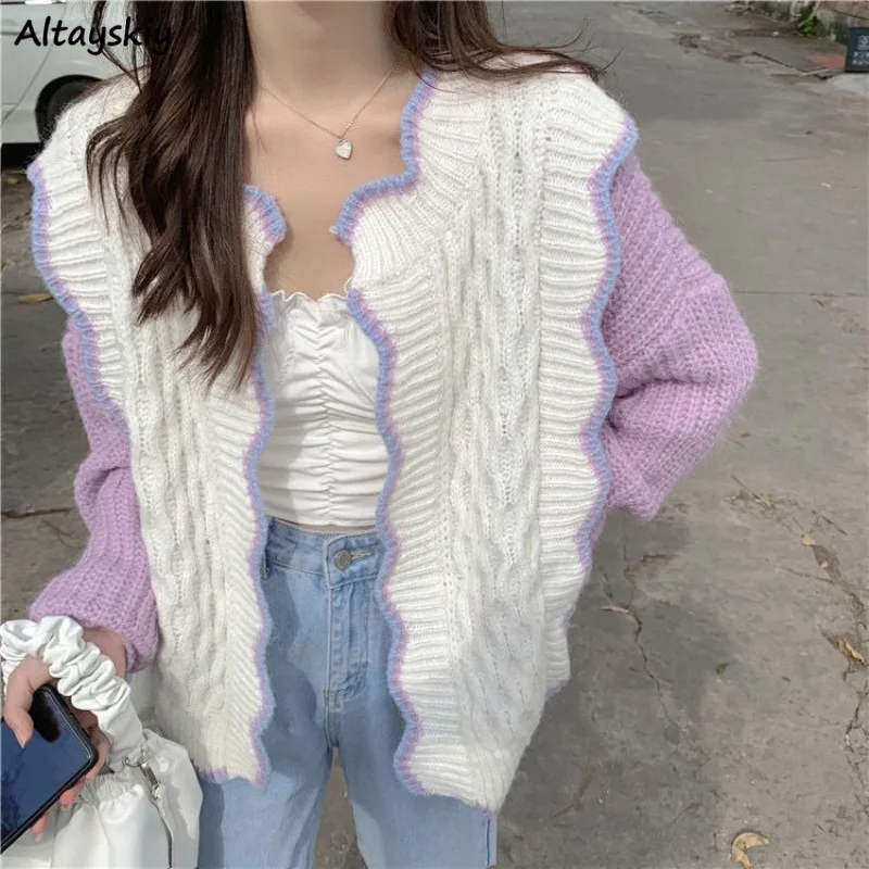 Sweater Cardigan Women V-Neck Loose Soft Elegant Knitting Sweet All-match Casual patchwork Korean Style Jacquard Fashion Y2k
Sweater Cardigan Women V-Neck Loose Soft Elegant Knitting Sweet All-match Casual patchwork Korean Style Jacquard Fashion Y2k