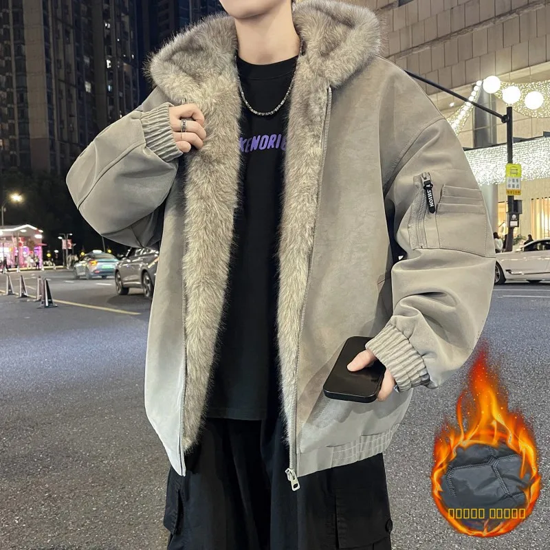 Зимняя мужская утепленная хлопковая куртка 2025 года: молодежная, повседневная, свободного кроя, с капюшоном, на молнии, модная, цветная
Зимняя мужская утепленная хлопковая куртка 2025 года: молодежная, повседневная, свободного кроя, с капюшоном, на молнии, модная, цветная