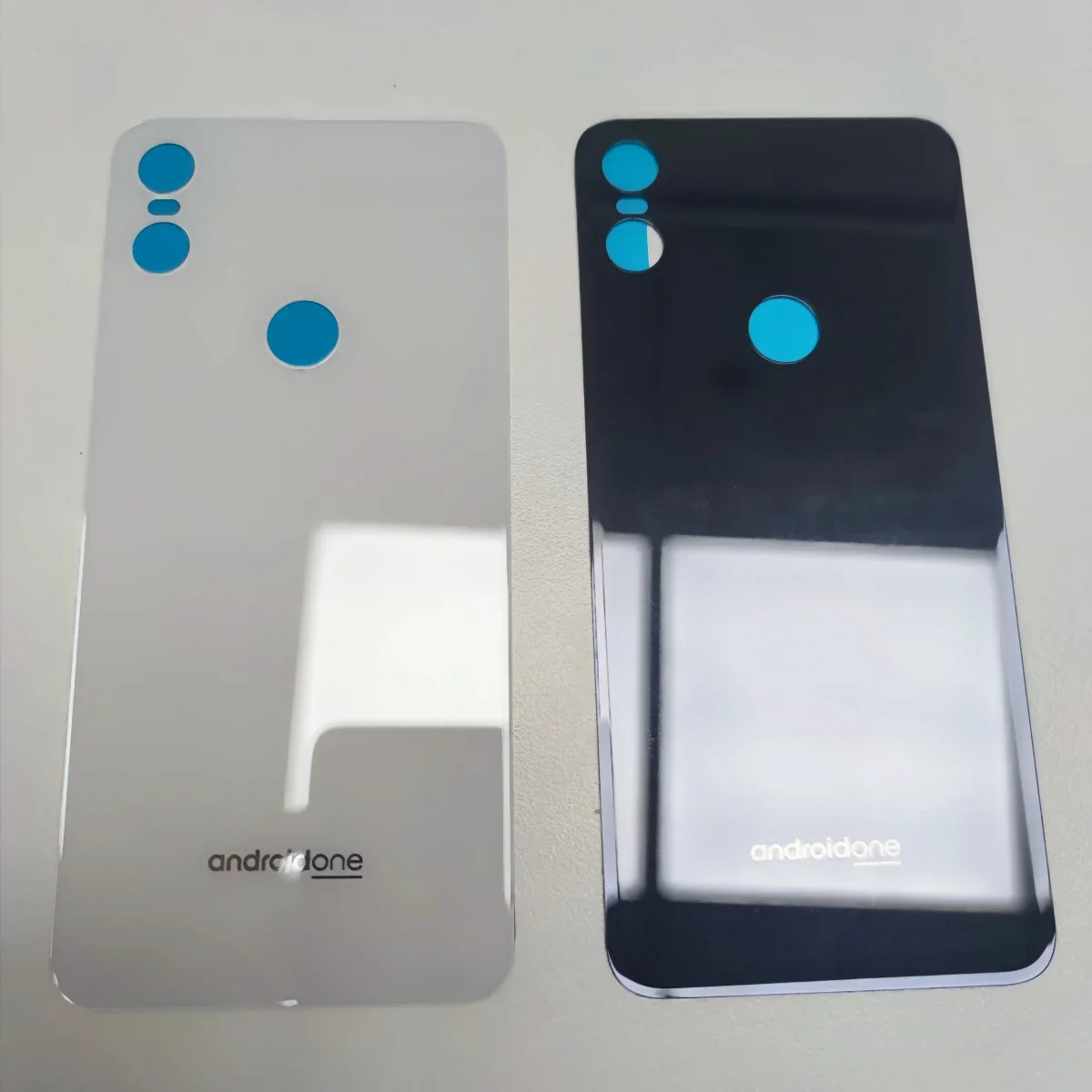 For Motorola Moto One / P30 Play XT1941Glass Back Cover Rear backshell Door Repair parts
For Motorola Moto One / P30 Play XT1941Glass Back Cover Rear backshell Door Repair parts