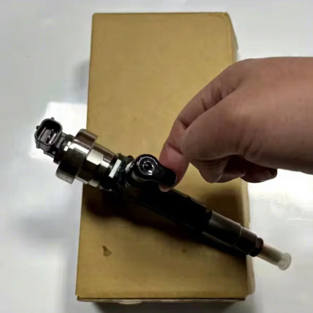High Quality 4JJ1 Fuel Injector 095000-6980/0950006980 8-98201564-0 for Isuzu Engine Construction Machinery Spare Part
High Quality 4JJ1 Fuel Injector 095000-6980/0950006980 8-98201564-0 for Isuzu Engine Construction Machinery Spare Part