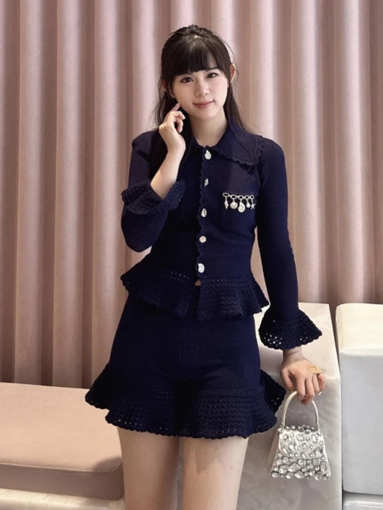 Small fragrance knitted set for women - Elegant ruffled cardigan + Fish tail midi skirt - Two-piece set for commuting and dating
Small fragrance knitted set for women - Elegant ruffled cardigan + Fish tail midi skirt - Two-piece set for commuting and dating