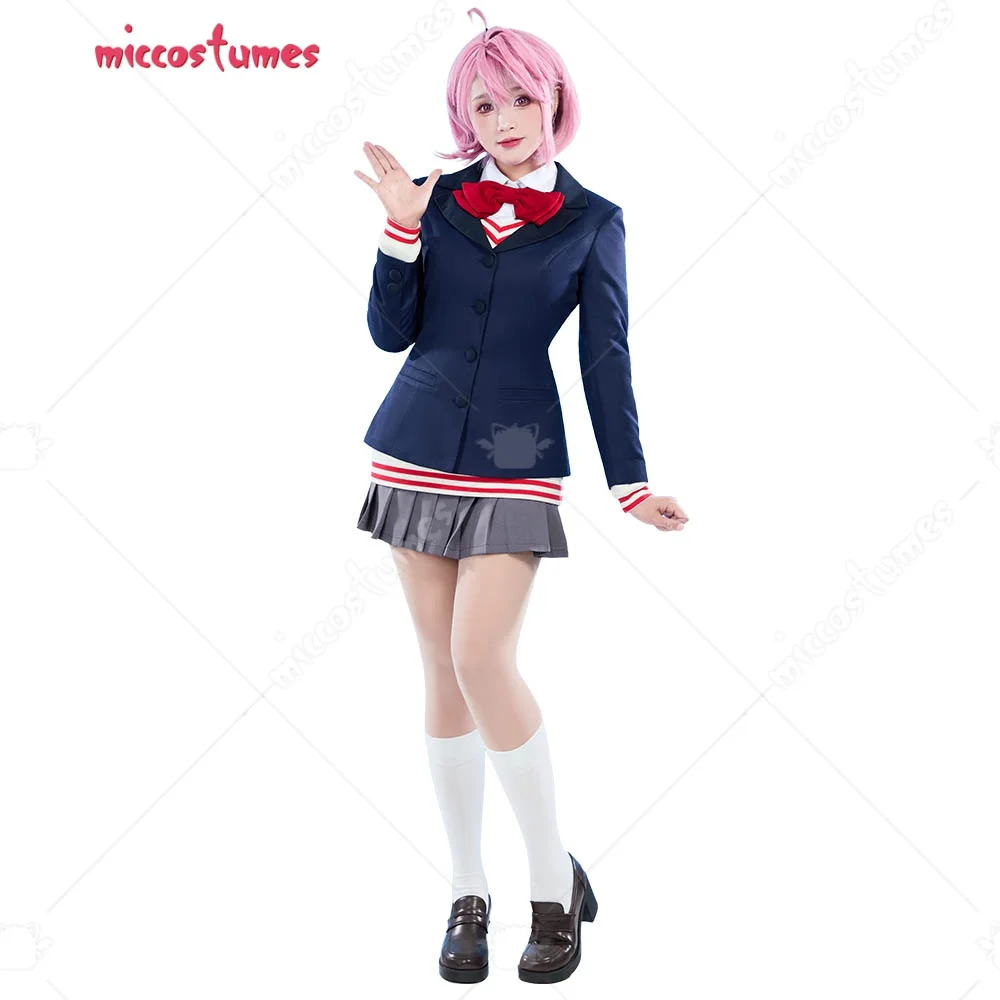 Miccostumes женский костюм Aira Shiratori для косплея школьная форма куртка юбка свитером комплект с галстуком-бабочкой
Miccostumes женский костюм Aira Shiratori для косплея школьная форма куртка юбка свитером комплект с галстуком-бабочкой