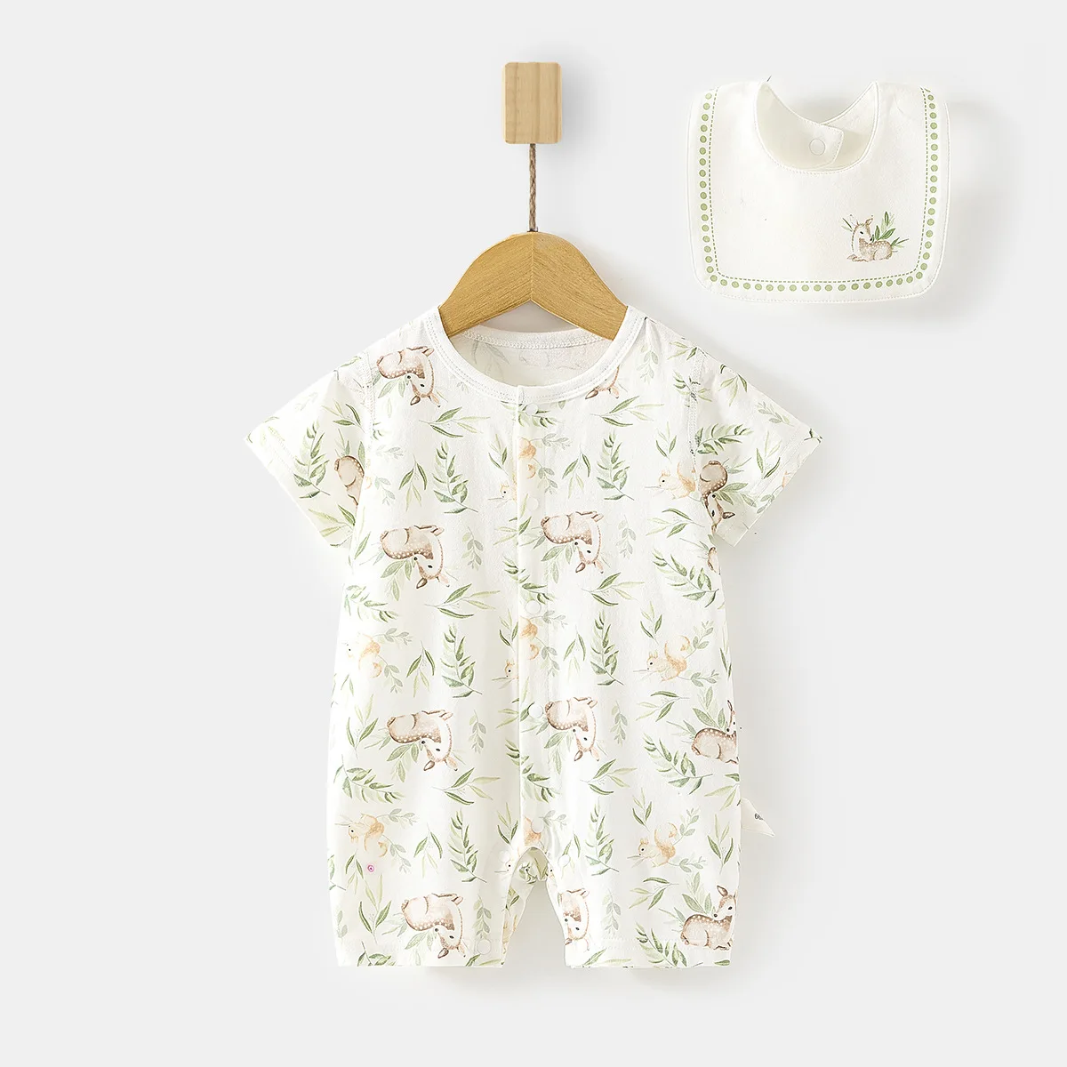 Детский летний тонкий комбинезон из хлопка с коротким рукавом и подшлемником для младенцев, одежда для кондиционированных помещений
Детский летний тонкий комбинезон из хлопка с коротким рукавом и подшлемником для младенцев, одежда для кондиционированных помещений