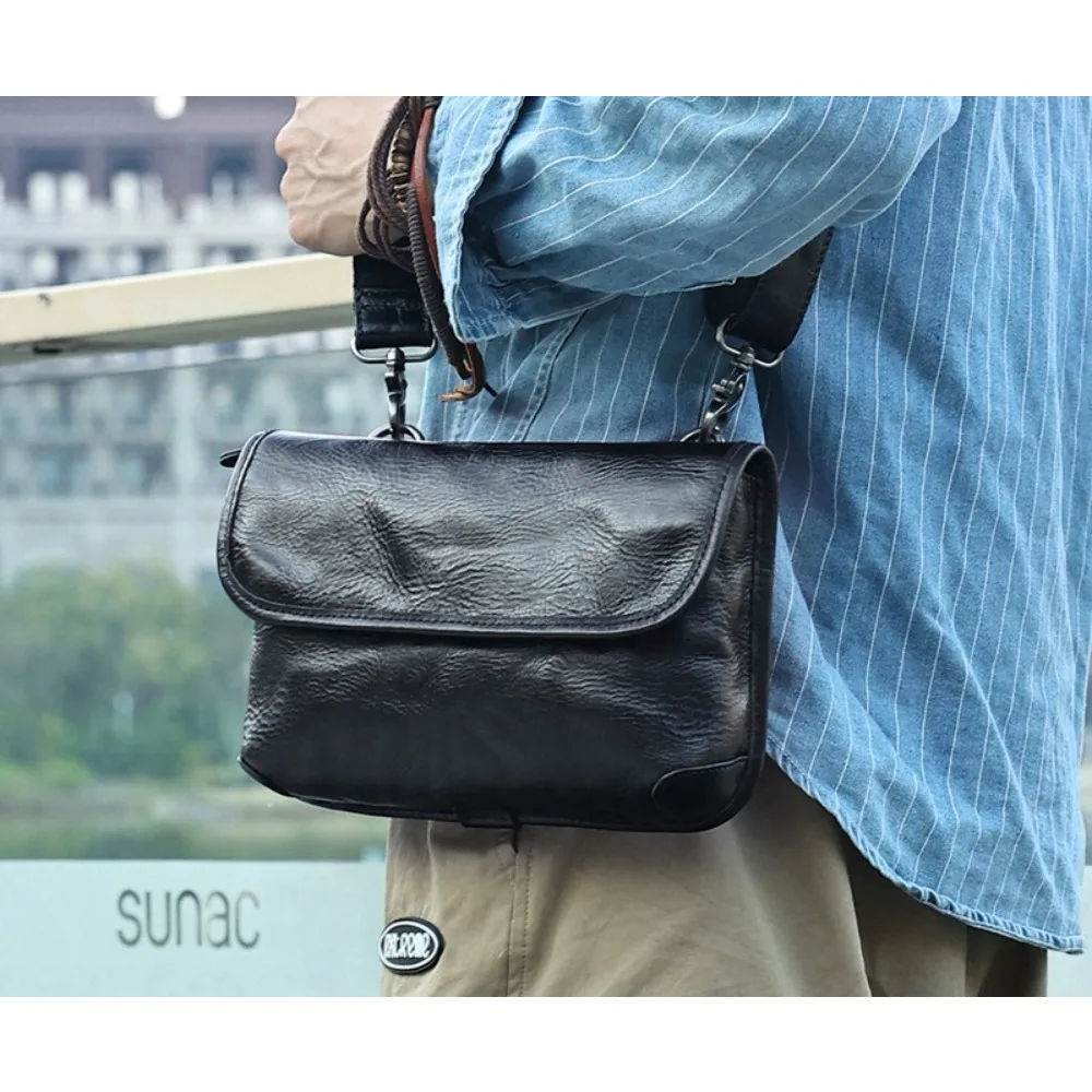 New Leather Messenger Versatile Simple High-end Retro Shoulder Satchel, Commuter Versatile Men's Shoulder Messenger Bagmen's Bag
New Leather Messenger Versatile Simple High-end Retro Shoulder Satchel, Commuter Versatile Men's Shoulder Messenger Bagmen's Bag