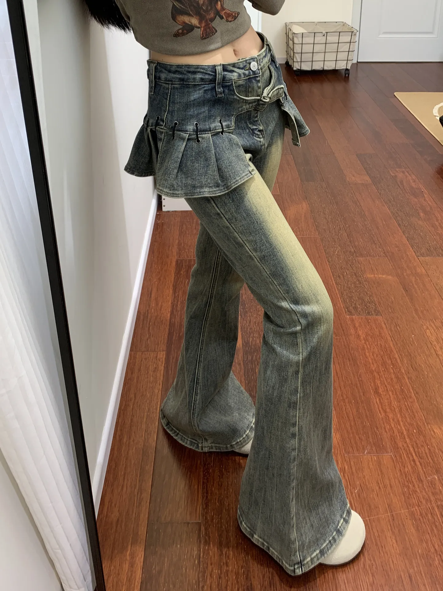 American Retro Flared Denim Jeans Women's Spring New Design Sense Lace Floor-Length Pants Low Waist with Pockets
American Retro Flared Denim Jeans Women's Spring New Design Sense Lace Floor-Length Pants Low Waist with Pockets