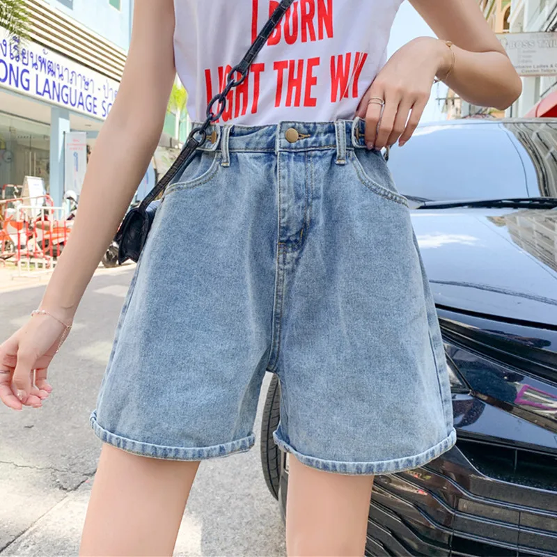 Женские тонкие джинсовые брюки с высокой талией «пять четвертей», новые осенние свободные утягивающие широкие брюки средней длины больших размеров, модные
Женские тонкие джинсовые брюки с высокой талией «пять четвертей», новые осенние свободные утягивающие широкие брюки средней длины больших размеров, модные