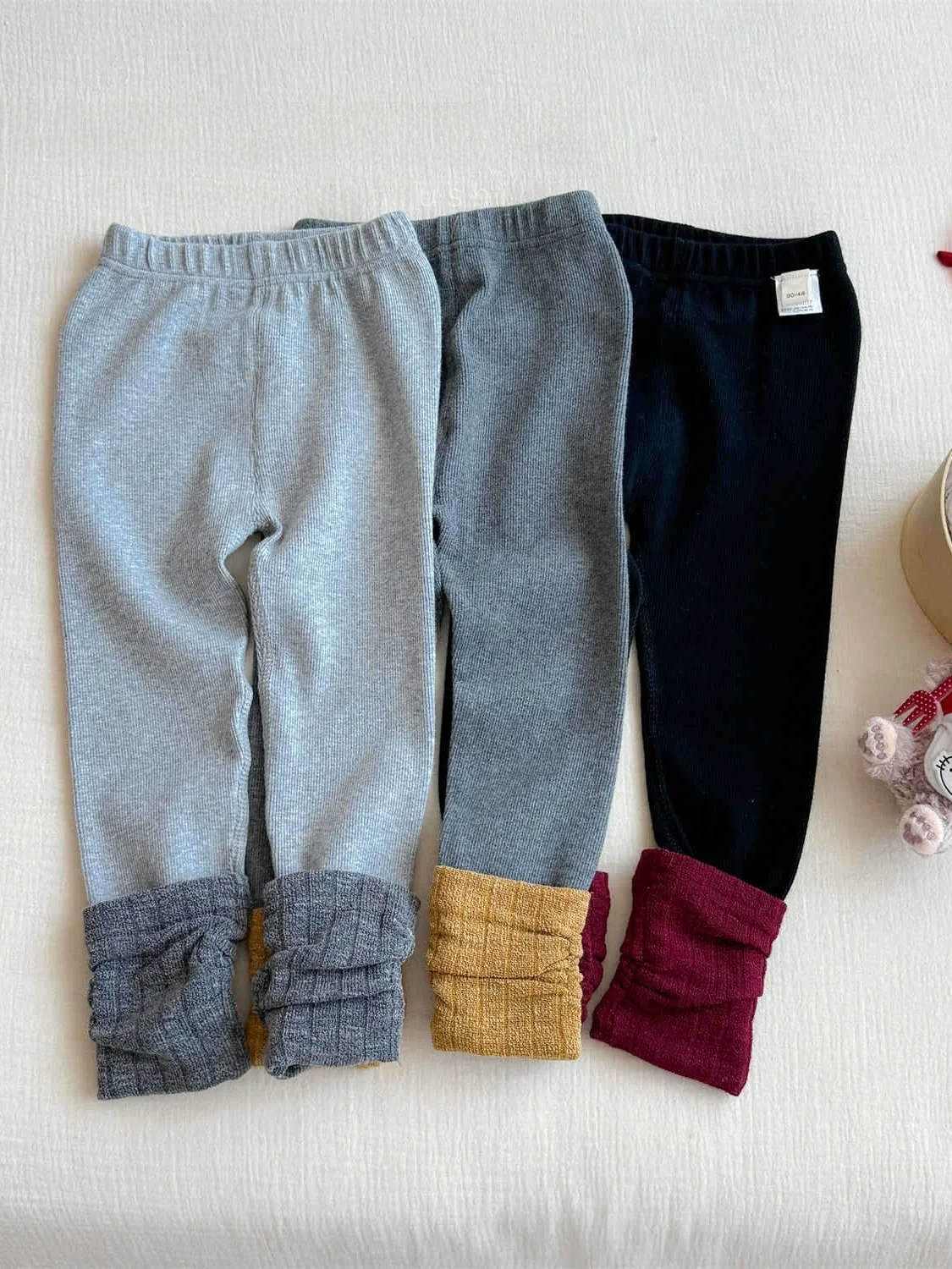 Корейские брюки для девочек, осенние мягкие и уютные цветные длинные брюки, детское нижнее белье, хлопок, 95% другие 5%
Корейские брюки для девочек, осенние мягкие и уютные цветные длинные брюки, детское нижнее белье, хлопок, 95% другие 5%