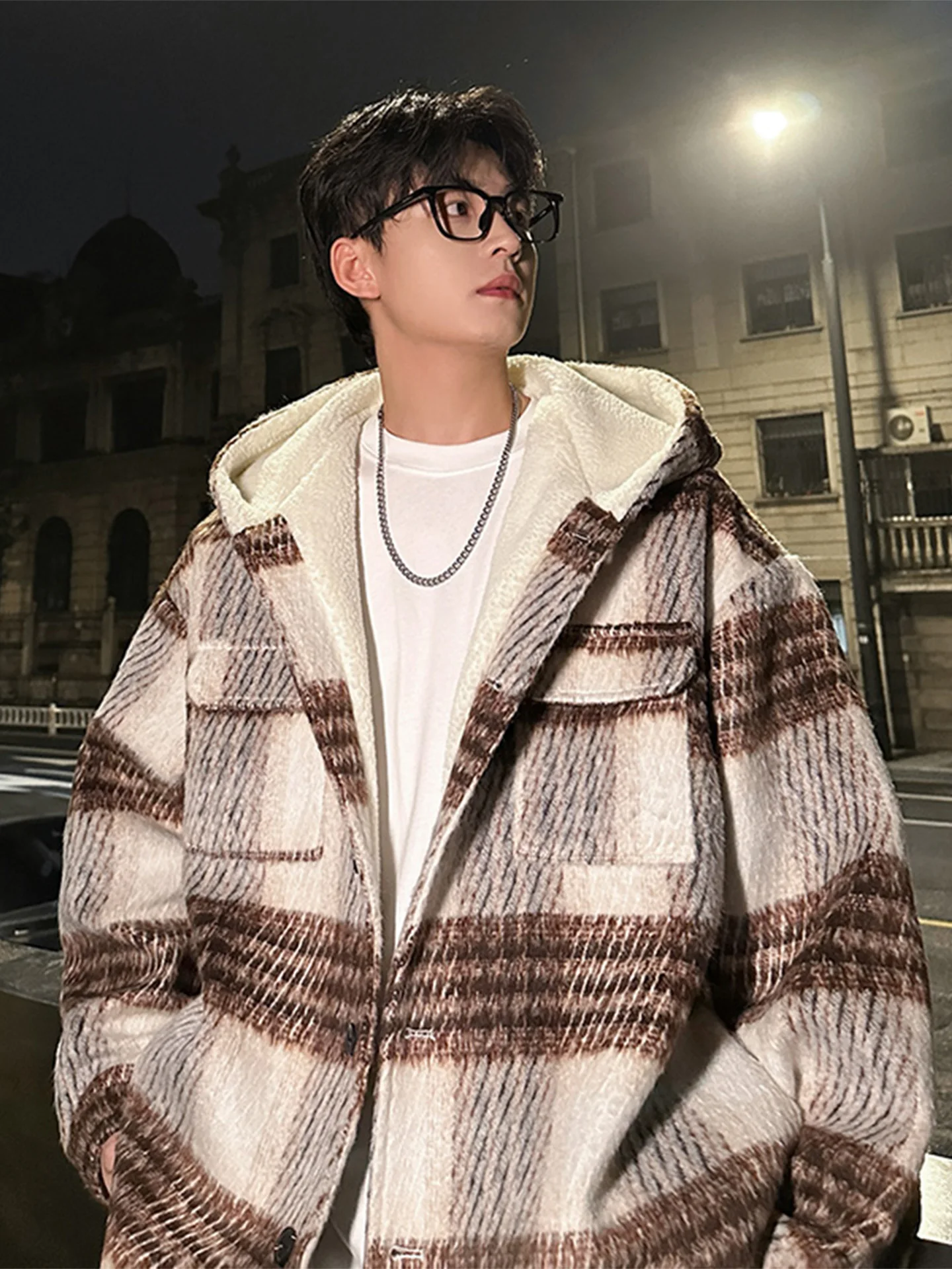 Korean Sle Hooded Lamb Fur Striped Mid-Length Cotton Jaet for Men Winter New Faion Anti-Cold Woolen Coat Youth Trendy
Korean Sle Hooded Lamb Fur Striped Mid-Length Cotton Jaet for Men Winter New Faion Anti-Cold Woolen Coat Youth Trendy