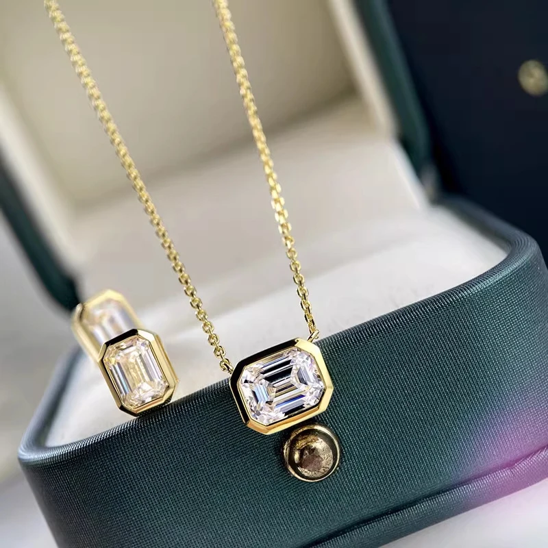 S925Pure silver emerald cut moissanite necklace and earring set, light luxury niche square diamond collarbone chain earrings
S925Pure silver emerald cut moissanite necklace and earring set, light luxury niche square diamond collarbone chain earrings