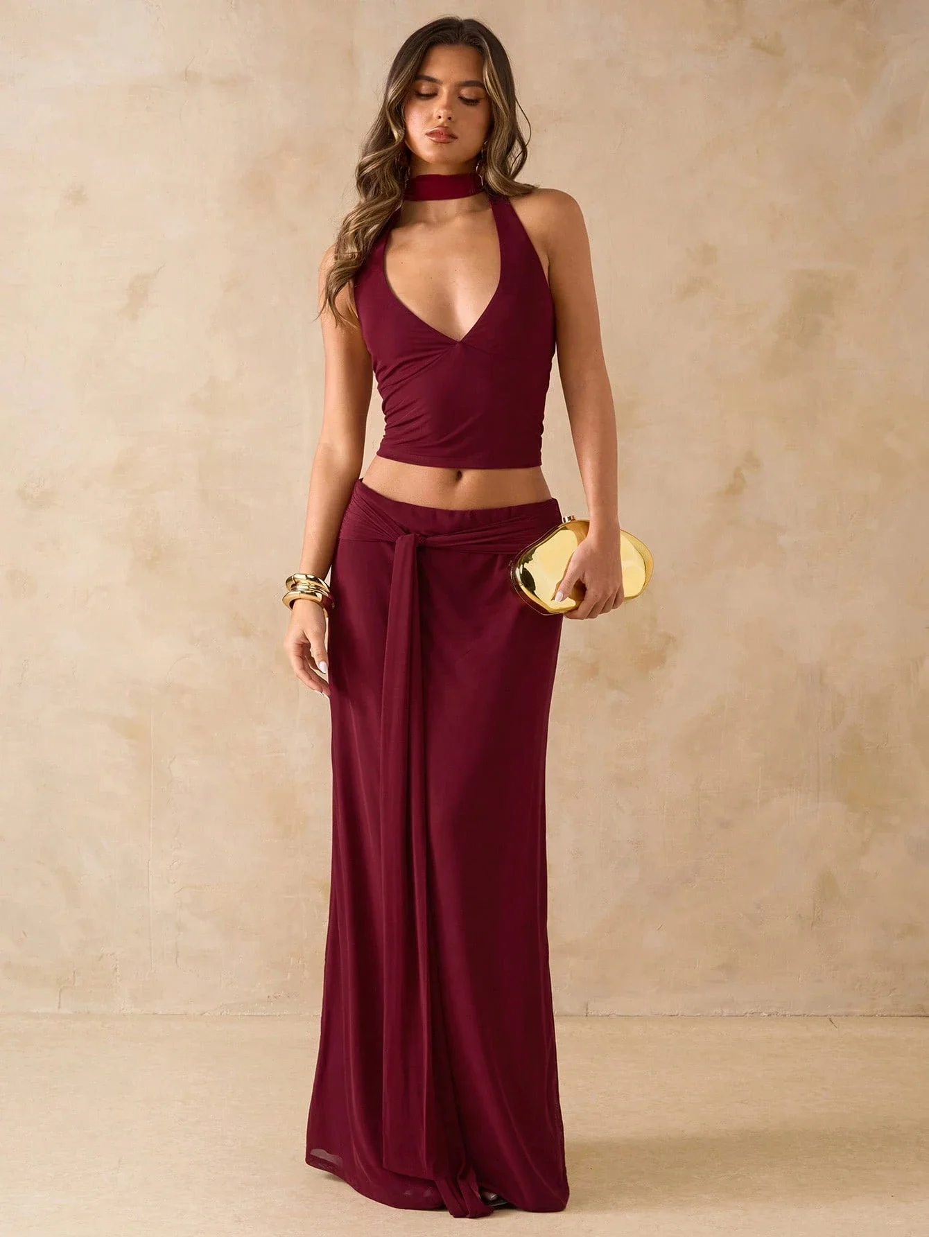 Burgundy Halter Neck Two Piece Set For Women Evening Party Outfit
Burgundy Halter Neck Two Piece Set For Women Evening Party Outfit