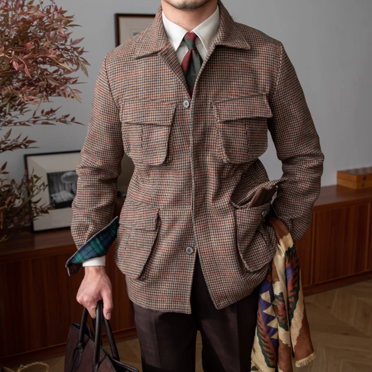 AI NI YA New Leisure Safari Jacket Single layer Woolen Woolen Spring/Autumn/Winter Men's Business Commuter Coat
AI NI YA New Leisure Safari Jacket Single layer Woolen Woolen Spring/Autumn/Winter Men's Business Commuter Coat