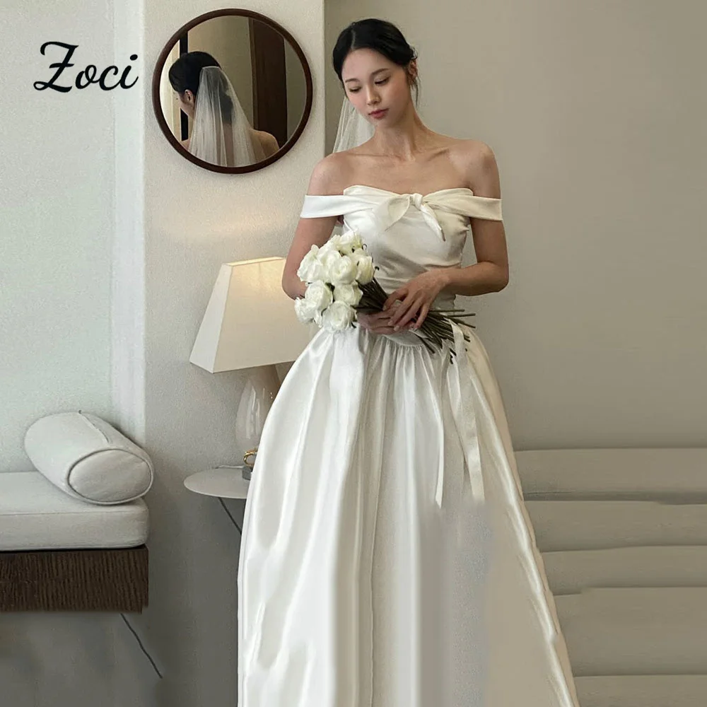 Zoci Princess Off Shoulder Korea Wedding Dresses Satin Bow A Line Bride Dress Customized Sleeveless Photos Shoot Wedding Gown
Zoci Princess Off Shoulder Korea Wedding Dresses Satin Bow A Line Bride Dress Customized Sleeveless Photos Shoot Wedding Gown