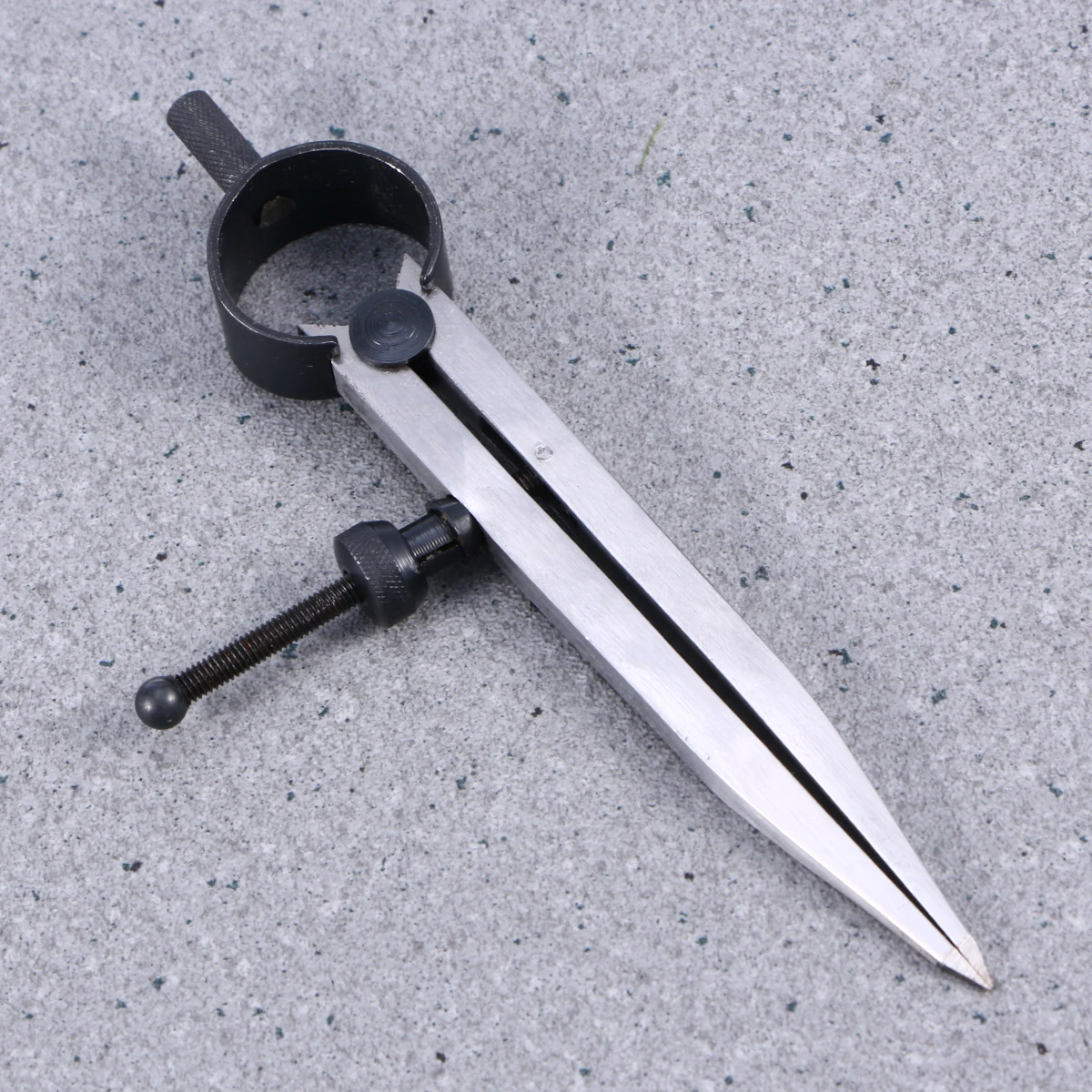 Divider Caliper 100mm Stainless Steel Hardened Precision Measuring and Transferring Tool Caliper Measurement Tool 
Divider Caliper 100mm Stainless Steel Hardened Precision Measuring and Transferring Tool Caliper Measurement Tool