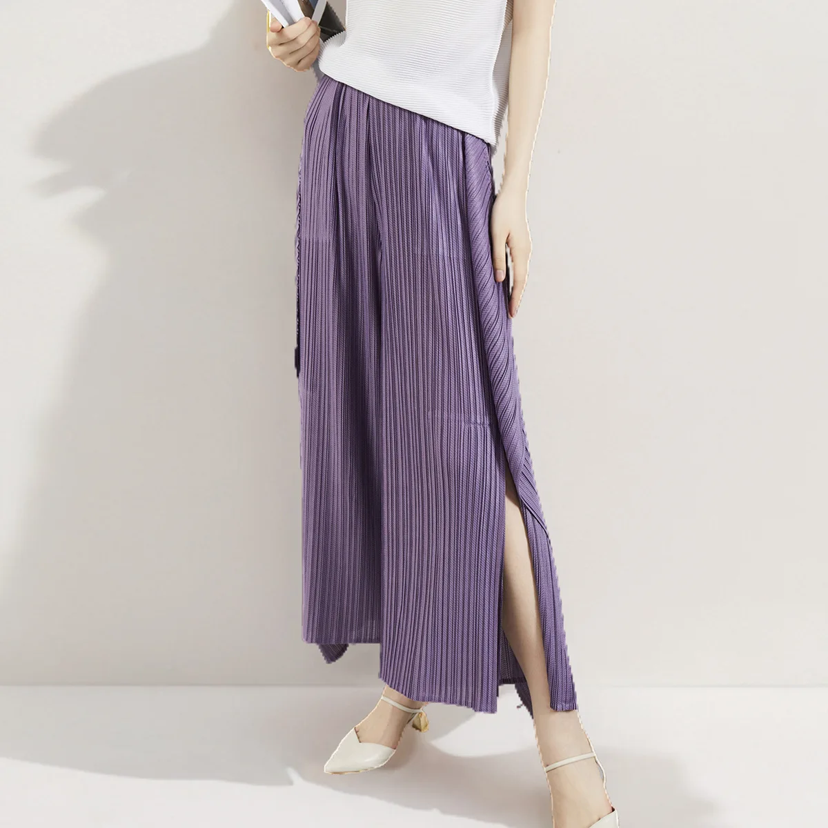 Pleated Wide-leg Pants, Irregular Split Wide-leg Pants, Slimming Nine-tenths Pants, Versatile for Commuting, Suitable for Women
Pleated Wide-leg Pants, Irregular Split Wide-leg Pants, Slimming Nine-tenths Pants, Versatile for Commuting, Suitable for Women