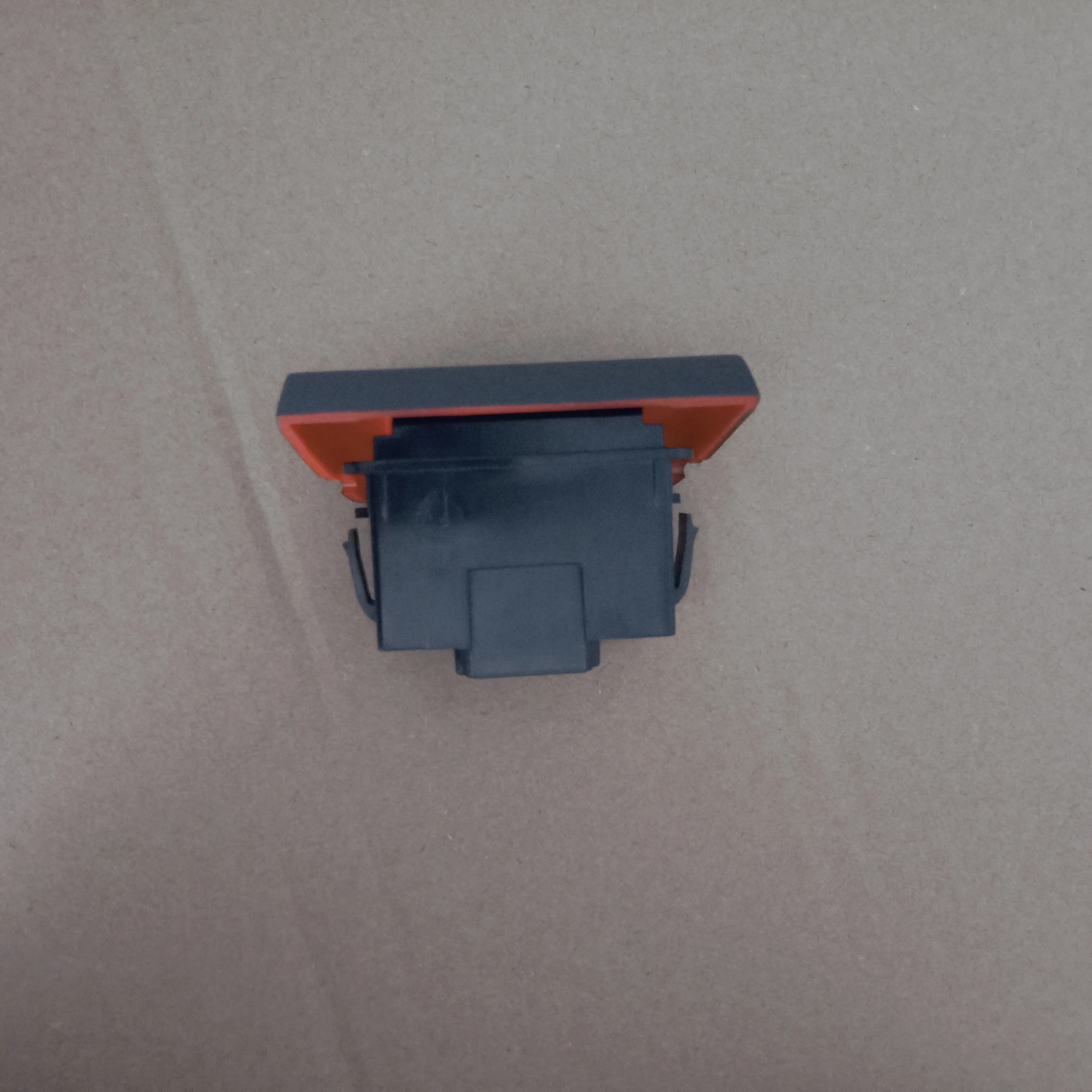 2019-2023 Model CHANGAN ALSVIN Emergency Switch Warning Lamp Switch 3780010-BS01
2019-2023 Model CHANGAN ALSVIN Emergency Switch Warning Lamp Switch 3780010-BS01