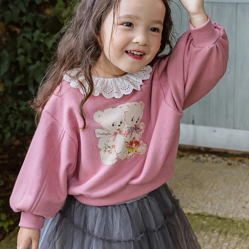 Топы для маленьких девочек, осень 2022, свитшот с мультяшным принтом для маленьких девочек, свитшот с длинными рукавами и кружевной отделкой для маленьких девочек
Топы для маленьких девочек, осень 2022, свитшот с мультяшным принтом для маленьких девочек, свитшот с длинными рукавами и кружевной отделкой для маленьких девочек