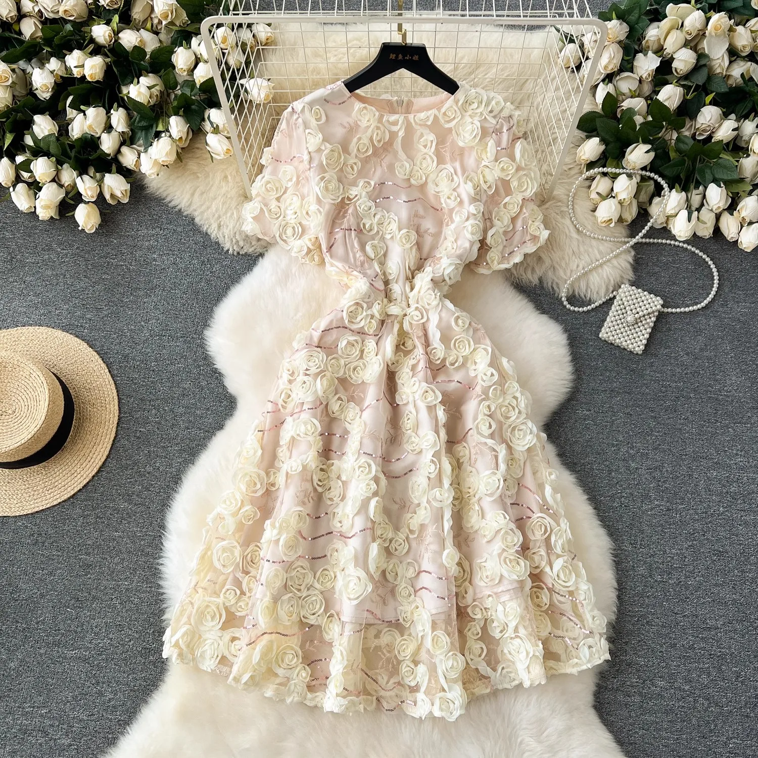 Fashion Colorful Flowers 3D Mesh Short Dress Women Puff Sleeve O-Neck Bodycon Holiday Sweet Wrap Hip Party Midi Vestidos 7056
Fashion Colorful Flowers 3D Mesh Short Dress Women Puff Sleeve O-Neck Bodycon Holiday Sweet Wrap Hip Party Midi Vestidos 7056