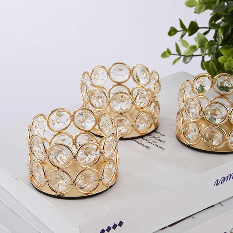 Golden Candlestick European Crystal Candle Holder Creative Iron Art Candle Base For Candlelit Dinner
Golden Candlestick European Crystal Candle Holder Creative Iron Art Candle Base For Candlelit Dinner