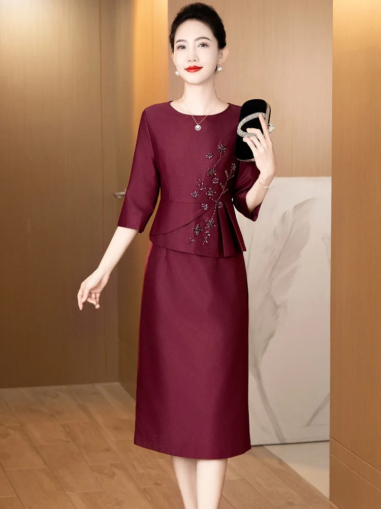 Spring and Autumn Mother Toast Dress Fashion Fake Two Pieces Mothers' Wedding Dress Half Sleeve Dress Dress Daily Style
Spring and Autumn Mother Toast Dress Fashion Fake Two Pieces Mothers' Wedding Dress Half Sleeve Dress Dress Daily Style