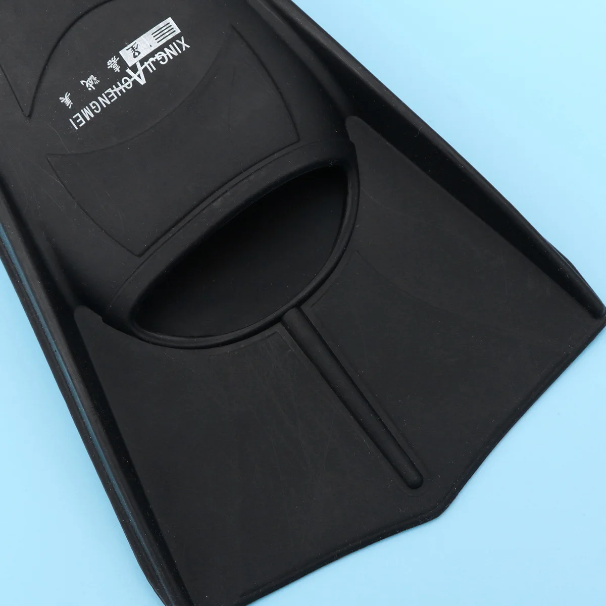 1 Pair Silicone Snorkeling Fins Open Heel Diving Flippers For Training Swimming Dive Equipment Black 39-41 26Cm 8Us 7Uk 41Eu
1 Pair Silicone Snorkeling Fins Open Heel Diving Flippers For Training Swimming Dive Equipment Black 39-41 26Cm 8Us 7Uk 41Eu