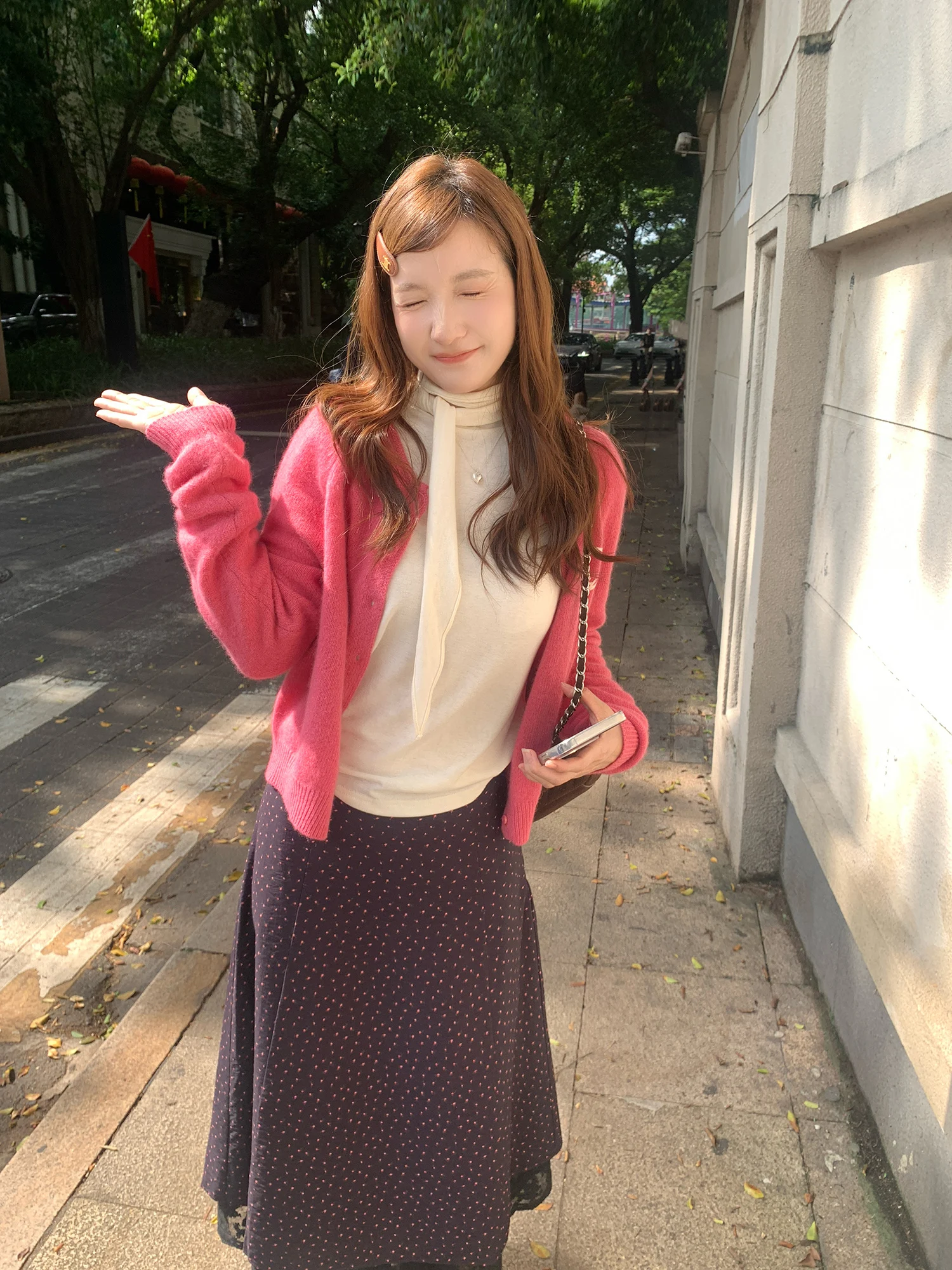 XierZ Korean Sle Knitted Cardigan Sweater Women's Autumn Winter Rose Pink Woolen Heart Embroidery Loose Fit Warmth Faion
XierZ Korean Sle Knitted Cardigan Sweater Women's Autumn Winter Rose Pink Woolen Heart Embroidery Loose Fit Warmth Faion