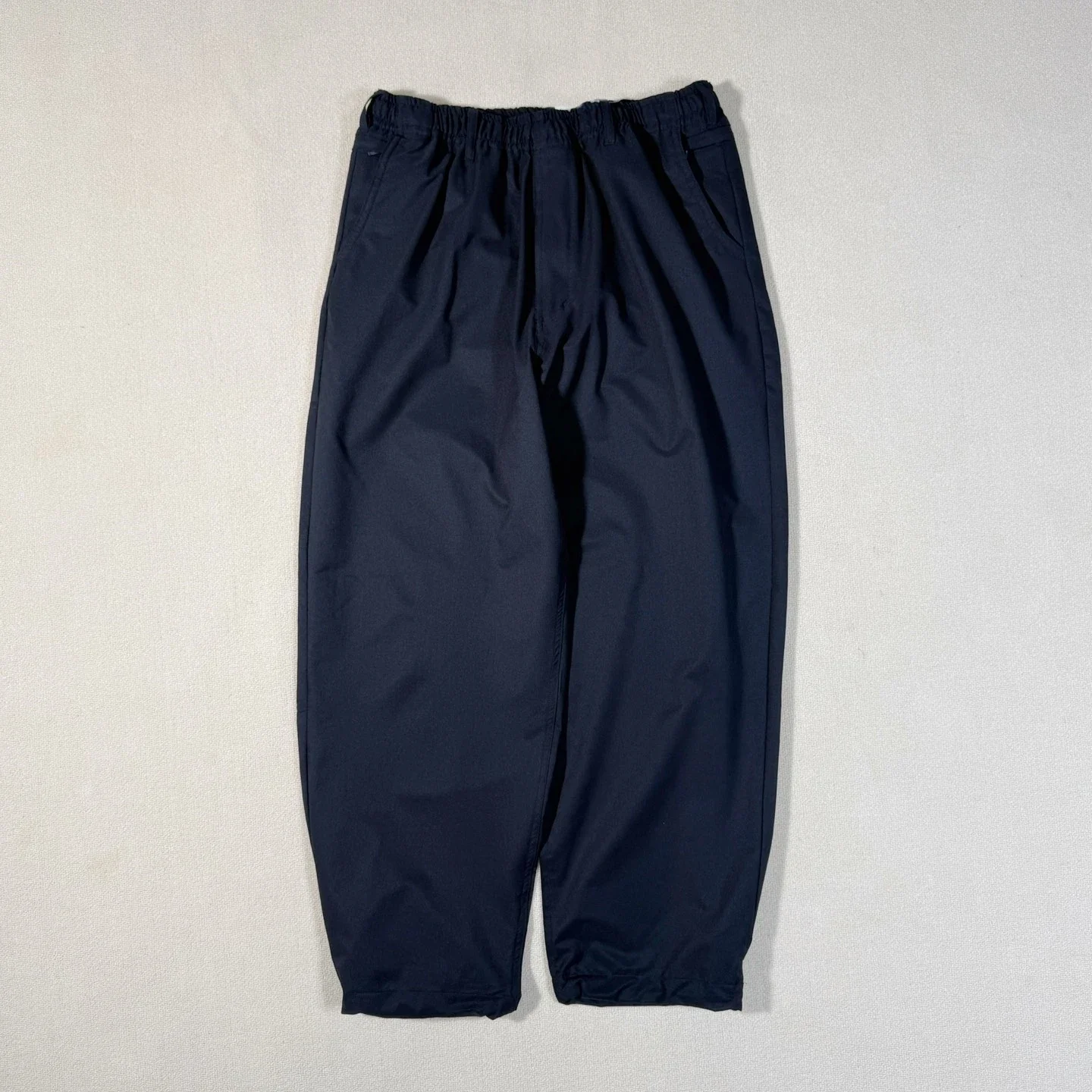 BMS COOL DOTS Kyoto Red Rope Functional Waterproof and Breathable Elastic Waist Straight Pants
BMS COOL DOTS Kyoto Red Rope Functional Waterproof and Breathable Elastic Waist Straight Pants