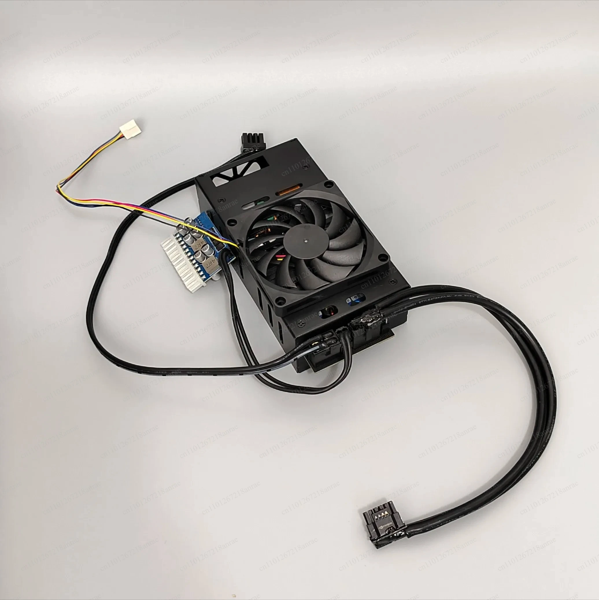 S35 4L Mini ITX Chassis Portable Tiled Small Host Supports Dual Fan Graphics Card
S35 4L Mini ITX Chassis Portable Tiled Small Host Supports Dual Fan Graphics Card
