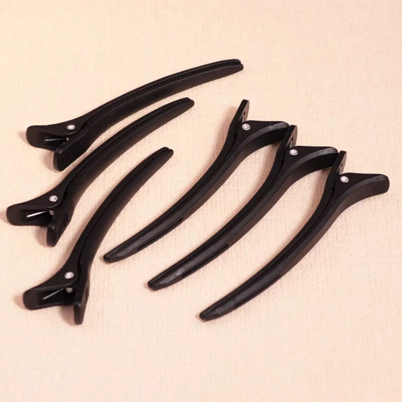 Hair salon smooth clip, fixed hair clip, shaped hair clip, convenient for travel and carrying, special for real hair wigs
Hair salon smooth clip, fixed hair clip, shaped hair clip, convenient for travel and carrying, special for real hair wigs