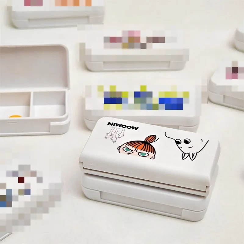 New Kawaii Anime Moomins Series Mini Medicine Box Cartoon Creativity Printing Pattern Lightweight Portable Storage Box
New Kawaii Anime Moomins Series Mini Medicine Box Cartoon Creativity Printing Pattern Lightweight Portable Storage Box