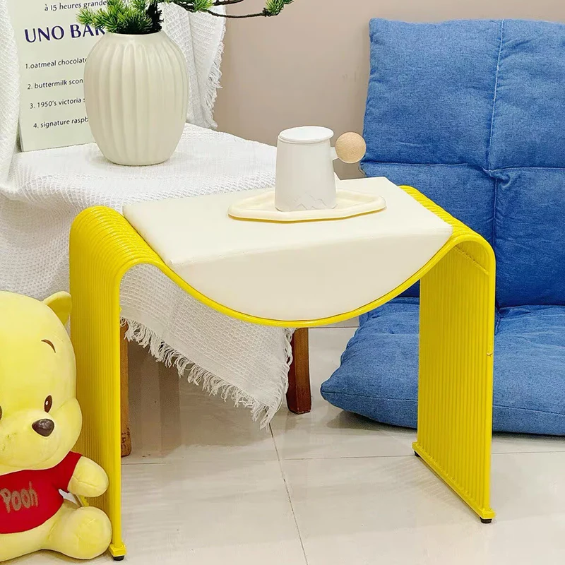Luxury Metal Strip Vanity Stool Curved Padded Designer Makeup Chair Bedroom Ottoman Shoe Bench Living Room Home Accent Furniture
Luxury Metal Strip Vanity Stool Curved Padded Designer Makeup Chair Bedroom Ottoman Shoe Bench Living Room Home Accent Furniture