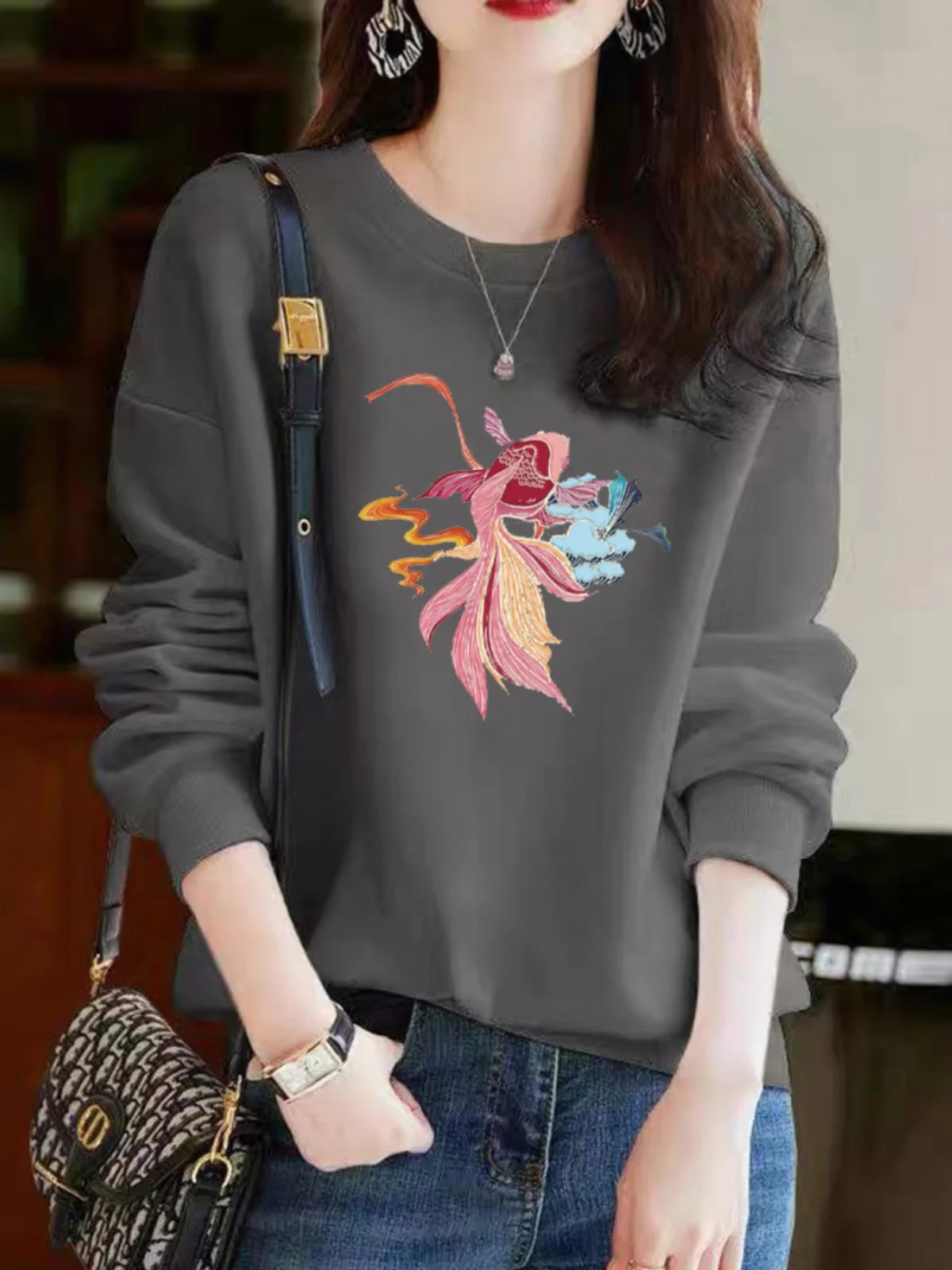 Loose Fit round Neck Cotton Sweatshirt Retro New Year Women's Top 100% Pure Cotton High End Ladies Fashion Outerwear
Loose Fit round Neck Cotton Sweatshirt Retro New Year Women's Top 100% Pure Cotton High End Ladies Fashion Outerwear