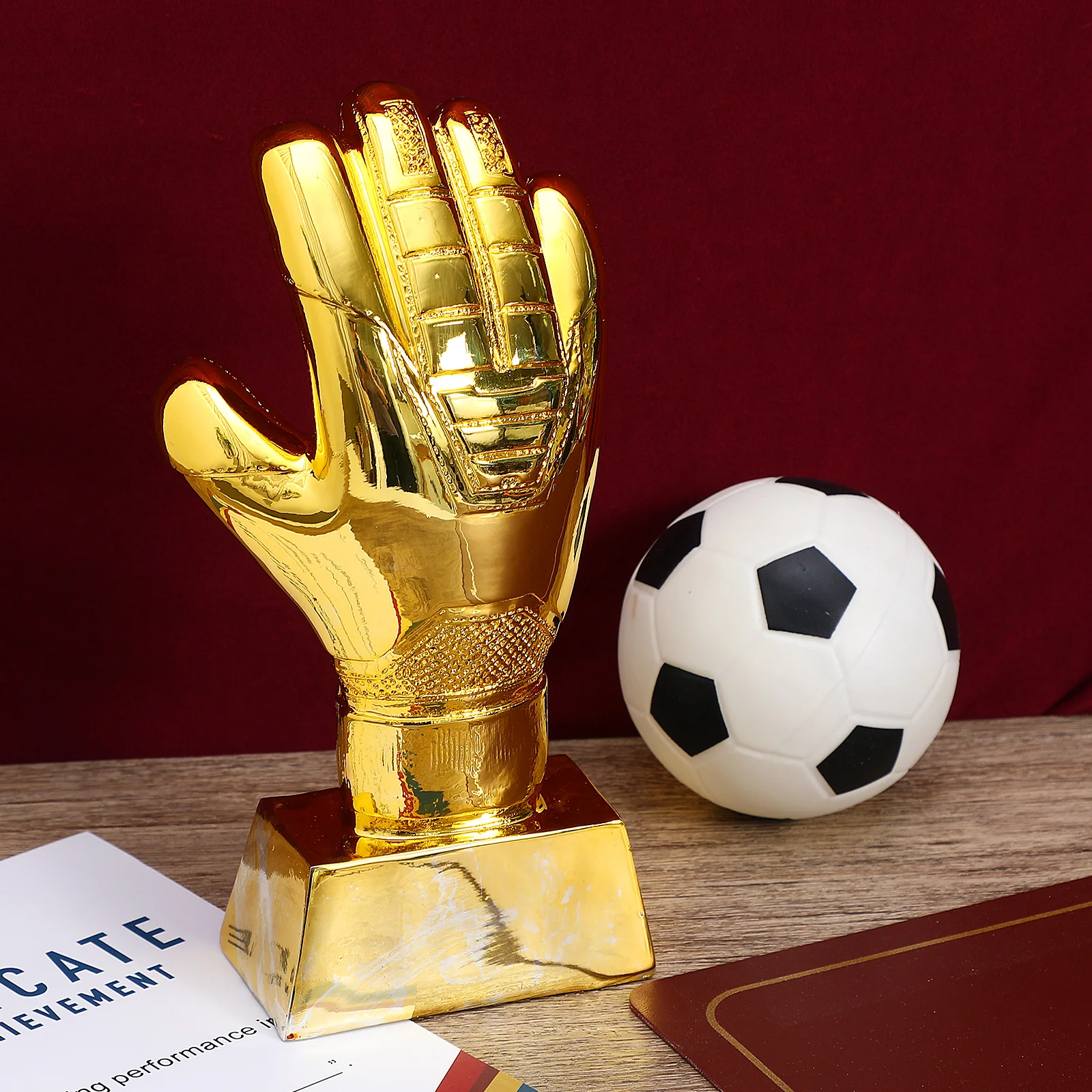 Футбольные трофеи Золотые вратарские перчатки Трофей небольшого размера Гладкая поверхность Износостойкая компактная награда Изысканное качество изготовления
Футбольные трофеи Золотые вратарские перчатки Трофей небольшого размера Гладкая поверхность Износостойкая компактная награда Изысканное качество изготовления